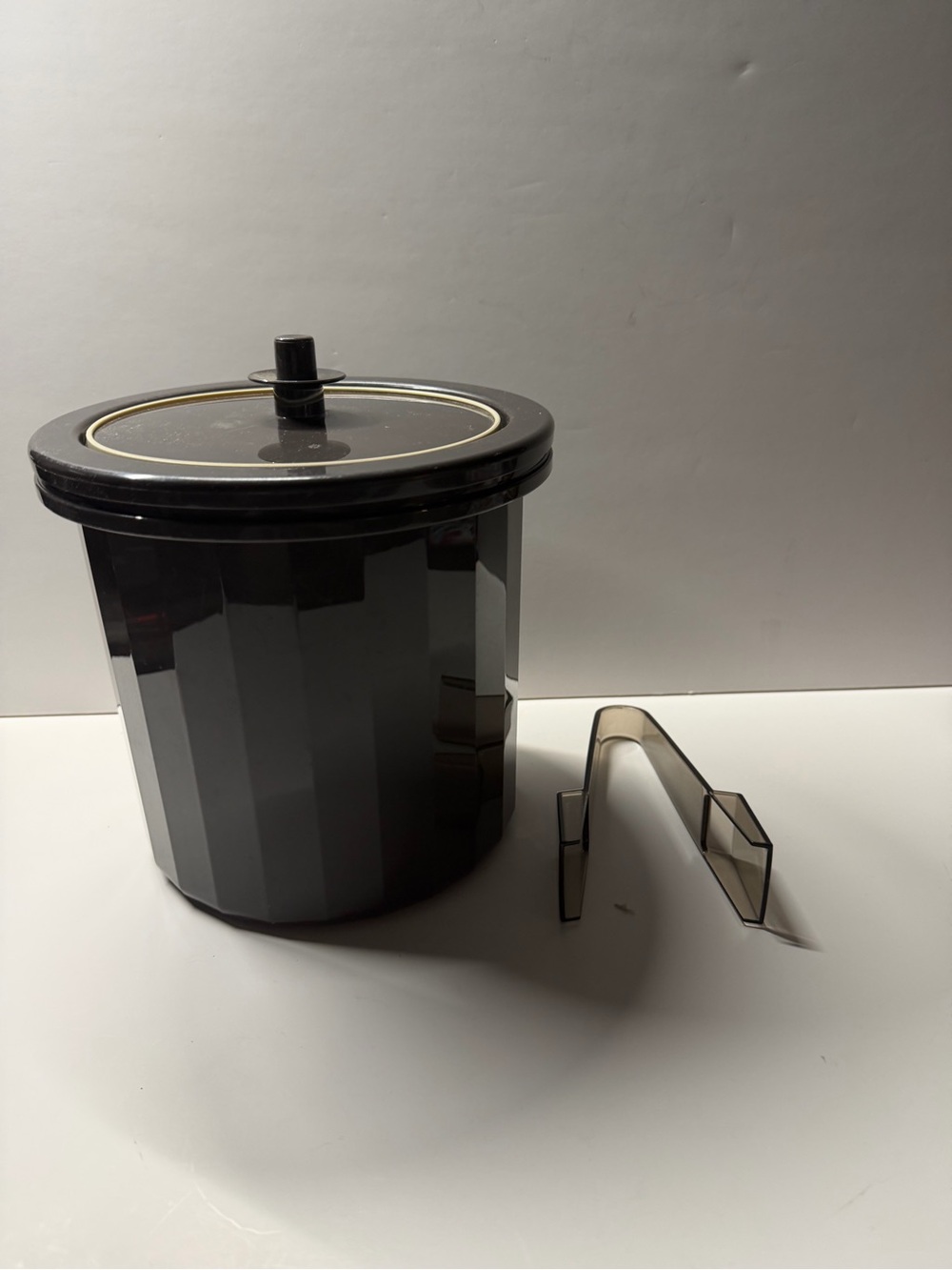 Tupperware Insulated Ice Bucket 1683-5 Brown Vintage W/ Ice Tongs